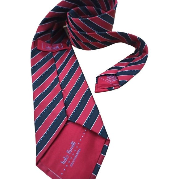 Tailored solid red silk tie, handmade in Italy - Italo  ITALO FERRETTI SILVI MARINA Red Striped Silk Tie HANDMADE ITALY 62\